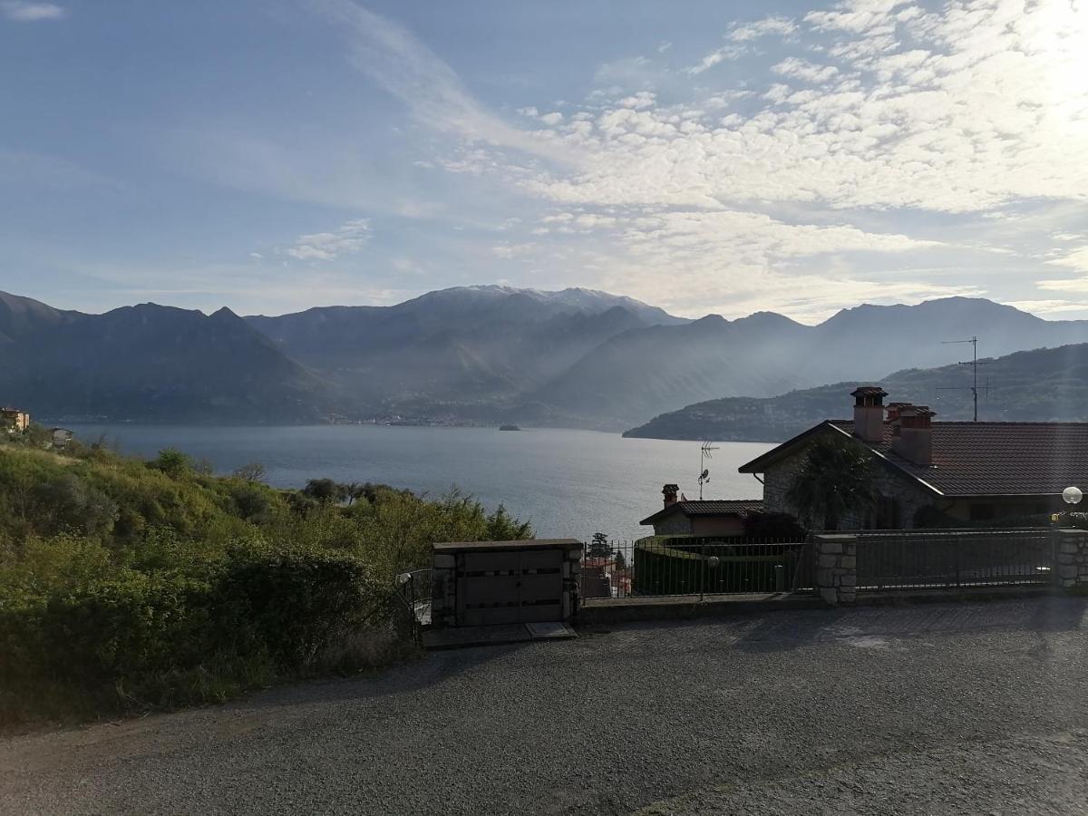 Casa Sasso Leilighet Tavernola Bergamasca Eksteriør bilde